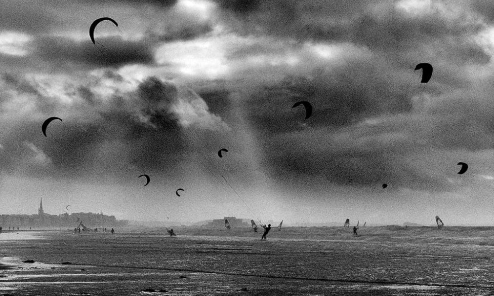 Sur l’eau, plage du Sillon à Saint-Malo – Octobre 2020